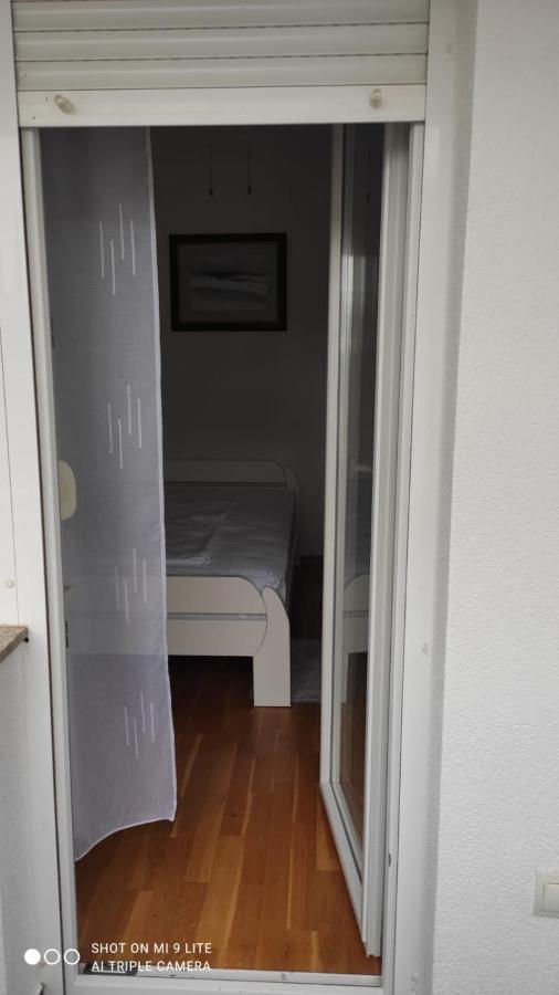 Apartmani Gavran Pirovac Exterior foto