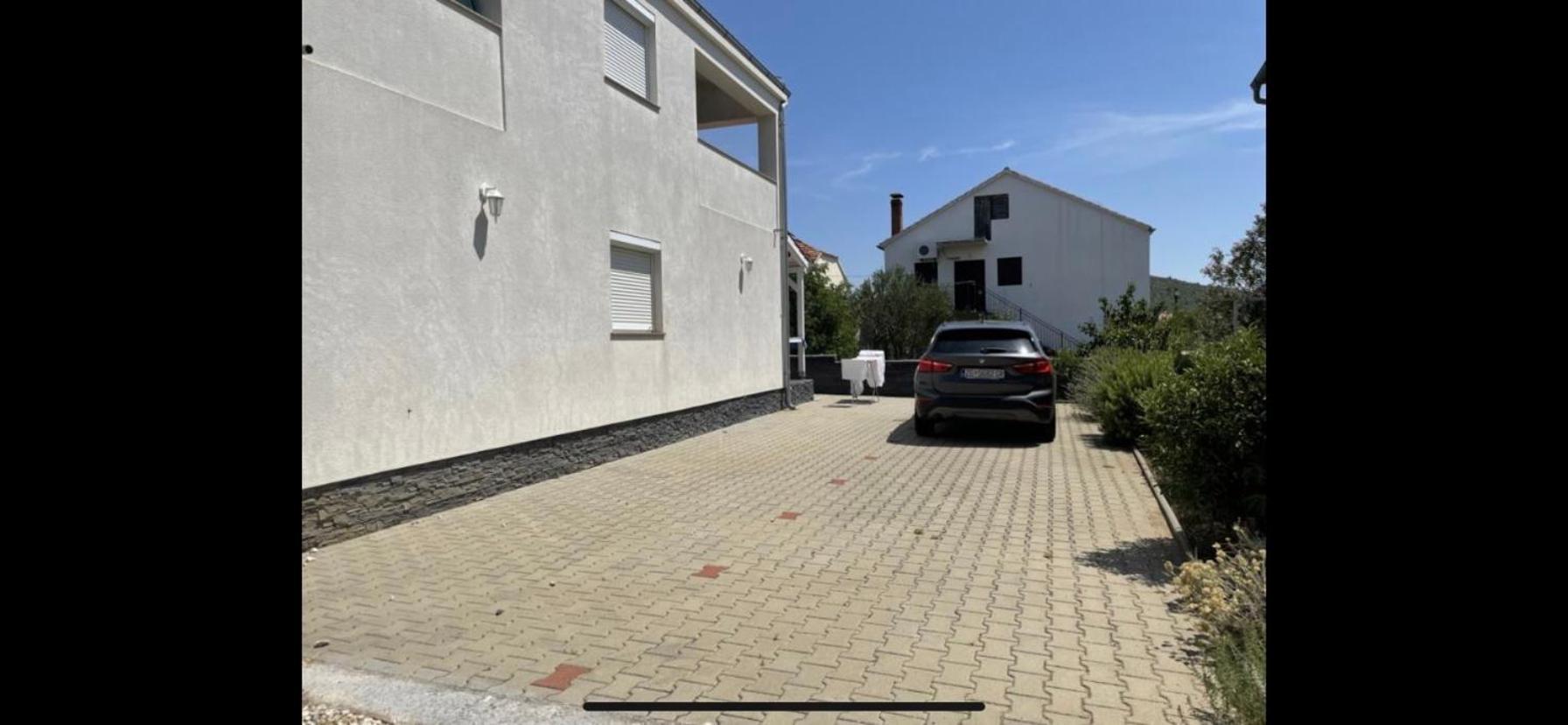 Apartmani Gavran Pirovac Exterior foto